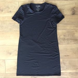 ZANNI | Boxy T dress black t-shirt dress - size S